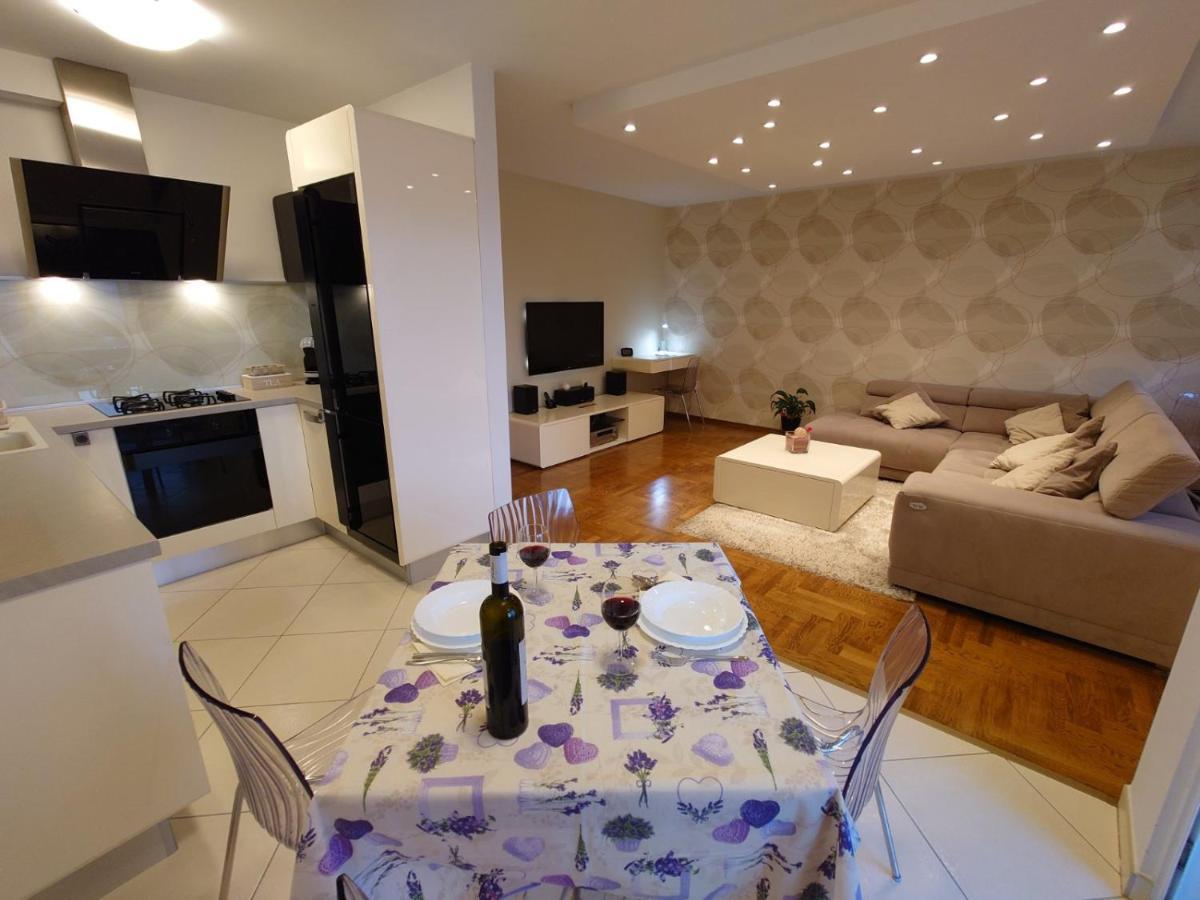 Апартаменти Apartman Mare Nostrum**** Рієка Екстер'єр фото